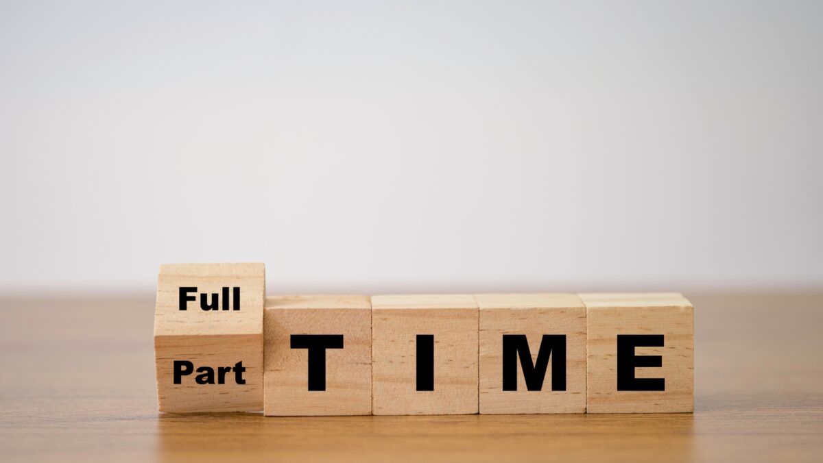 全職創業 vs 兼職創業:優缺點快速解析,哪種適合你? 2 文章素材 14